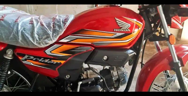 HONDA PRIDER 22-23 model.  mardan number 2