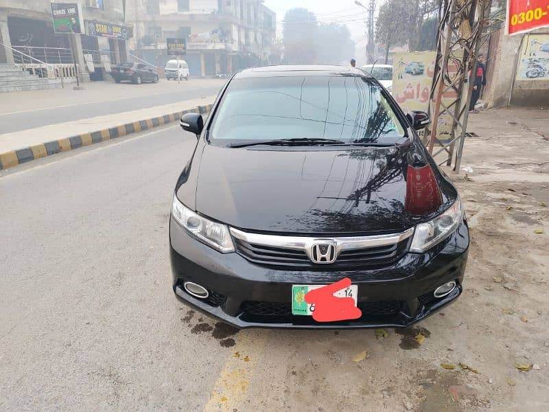 Honda Civic 2014 In Original Condition 16