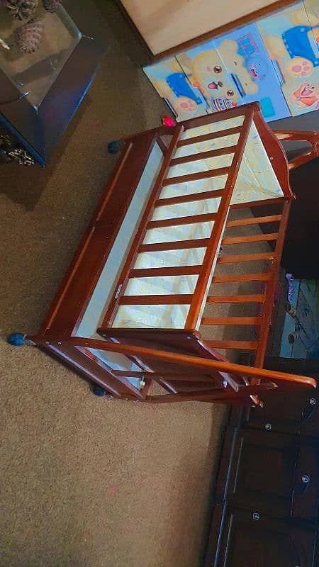 baby cot 2