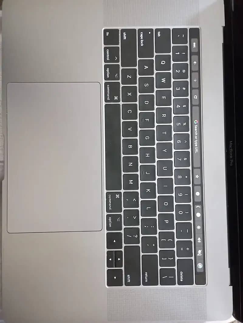 Macbook Pro 2017 15 Inches Read Ad 7