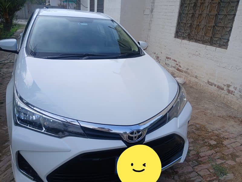 Toyota Corolla Altis X 1.6 automatic october2022 1