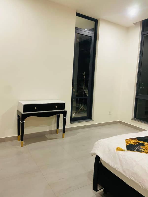 Tow BHK for rent per day weekly skypark one 8