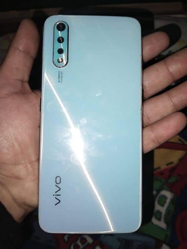 vivo S1 4