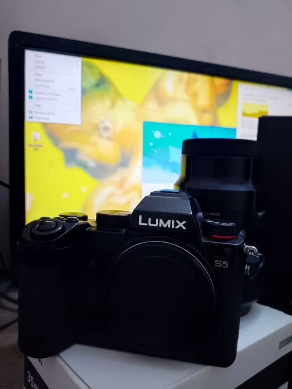 Lumix s5 with 35mm 1.4 sigma 0