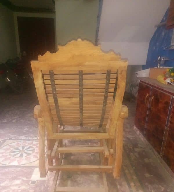 jhulane wali Chair brand new abhi polihs nho karwai abhi chnyoti4 sele 2