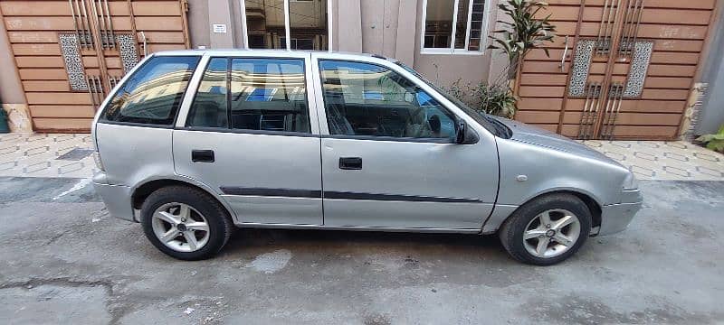 Suzuki Cultus VX 2012 2