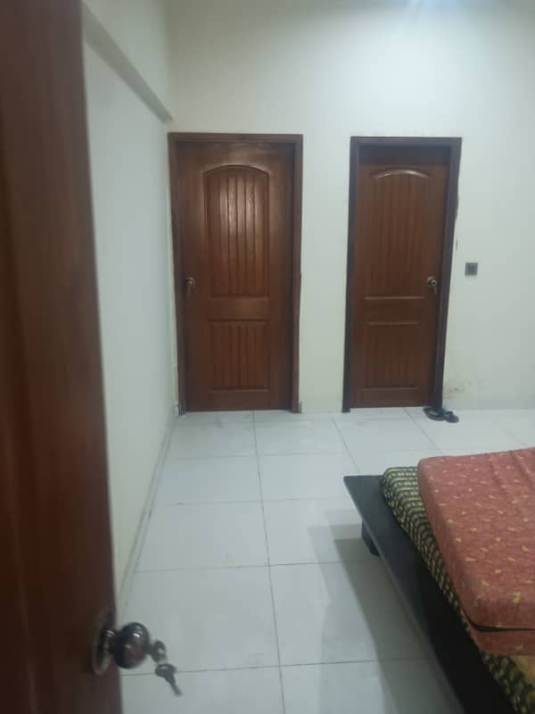 3 BEDROOMS FLATE AT ZAMZAMA COMMERCIAL 7