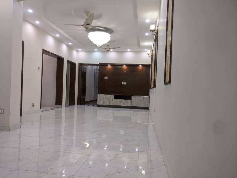 8 Marla Like Brand New Luxury House Available For Sale In Bahria Town Lahore. 9