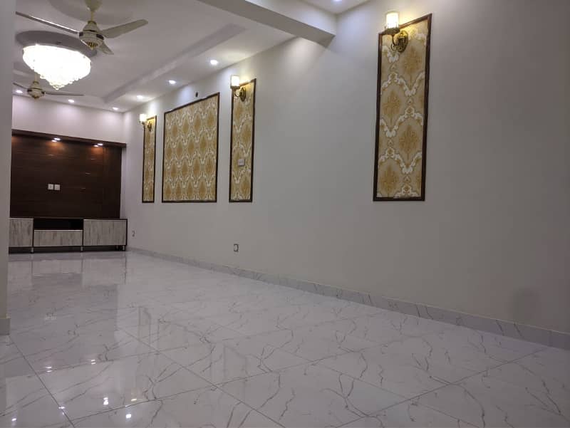 8 Marla Like Brand New Luxury House Available For Sale In Bahria Town Lahore. 18