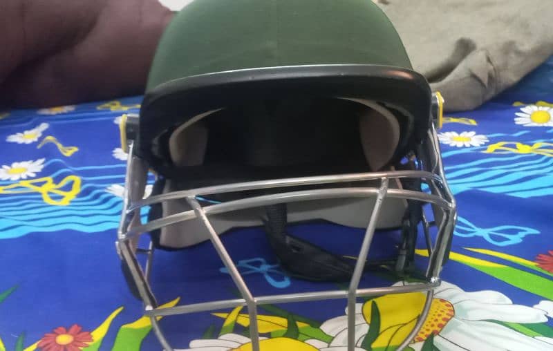 player  edition cricket kit for sale in brand new condition 9