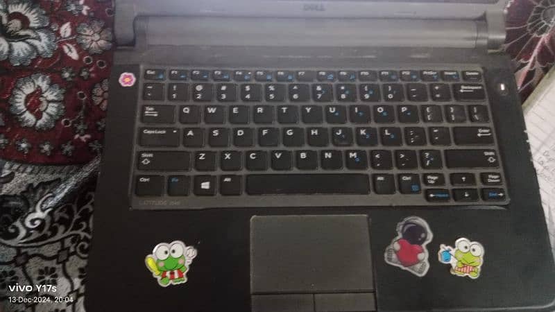 Dell latitude 3340 I5 4th Gen Touch screen 0