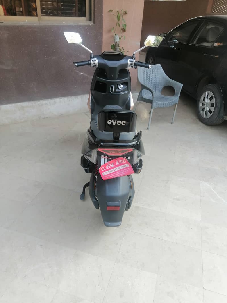 EVEE S1 pro Electric motor 2000 watts 95Km on single charge 0