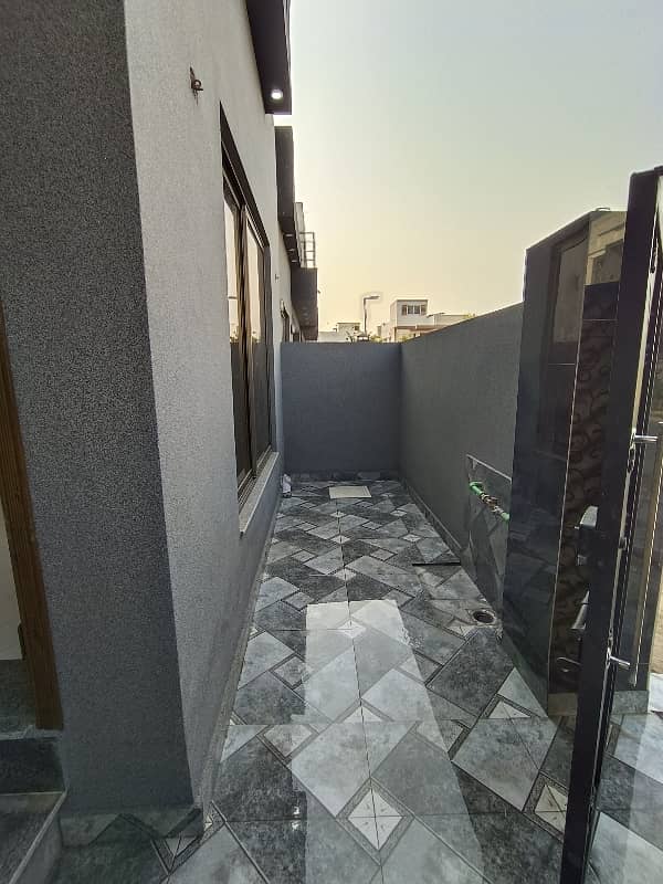 8 Marla Luxary House For Sale Bahria Nasheman, Lahore 9