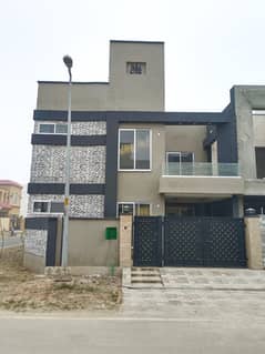 6 Marla Corner House For Sale Bahria Nasheman, Lahore