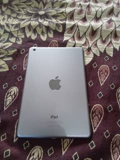 Apple iPad Mini 1st in superior condition