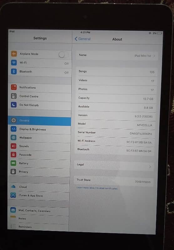 Apple iPad Mini 1st in superior condition 7