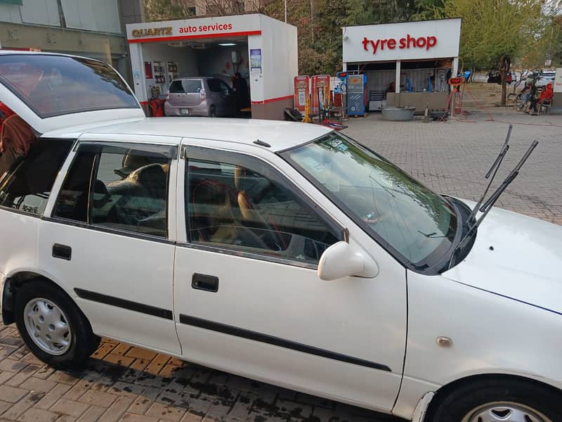 Suzuki Cultus VXR 2015 1