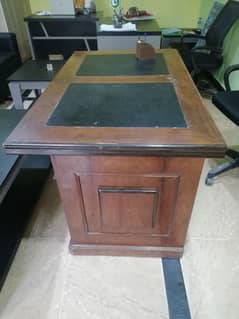 Office table for sale