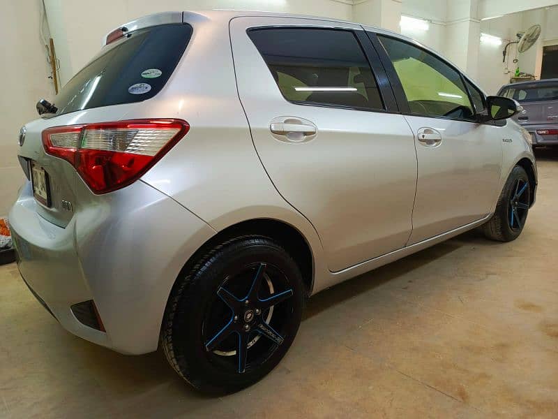 Toyota Vitz 2017 18