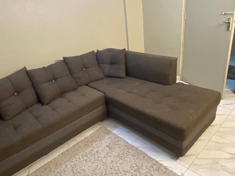 5 seater sofa 0