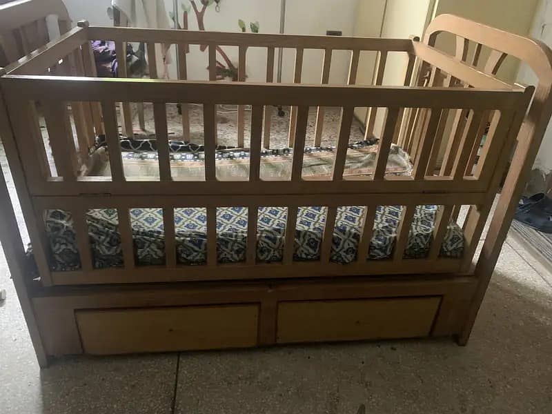 baby cot / baby bed / kids bed / wooden cot / cot for sale 0