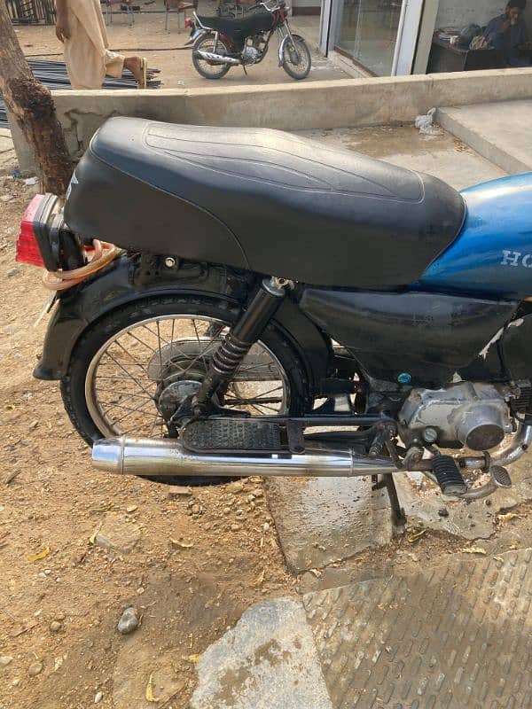 Honda 70 For Sale 1992 Model Tanki Sides Orignal Available in Spare 7