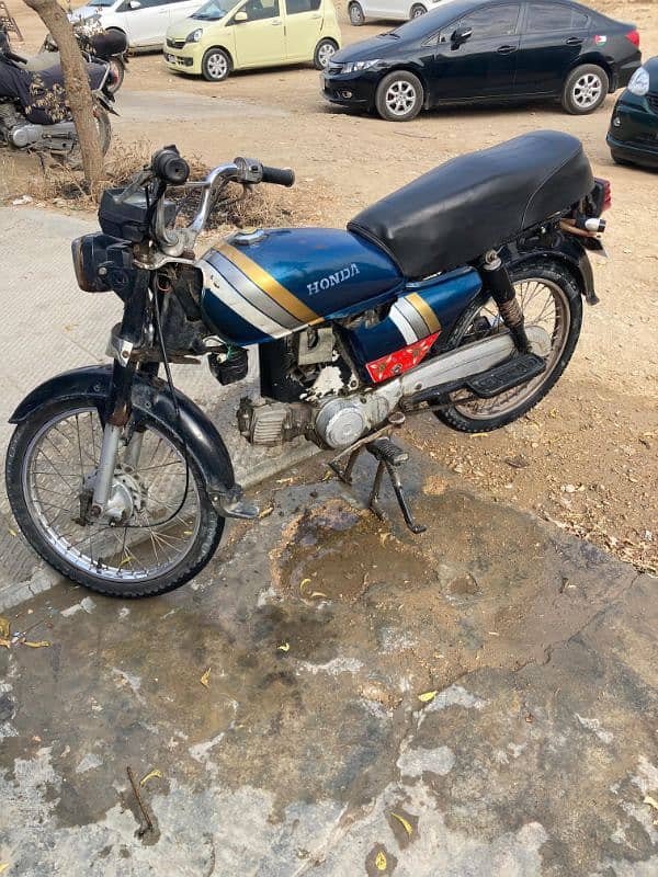 Honda 70 For Sale 1992 Model Tanki Sides Orignal Available in Spare 12