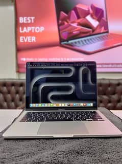 MacBook Pro m2 with Touch Bar 8/512