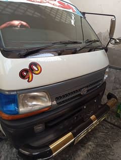 Toyota hiace/highroof