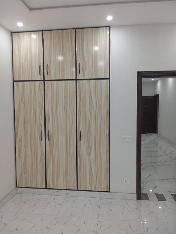 10 MARLA UPPER PORTION AVAILABLE FOR RENT IN WAPDA TOWN NEAR SHAUKAT KHANAM 7