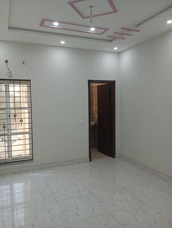 10 MARLA UPPER PORTION AVAILABLE FOR RENT IN WAPDA TOWN NEAR SHAUKAT KHANAM 9