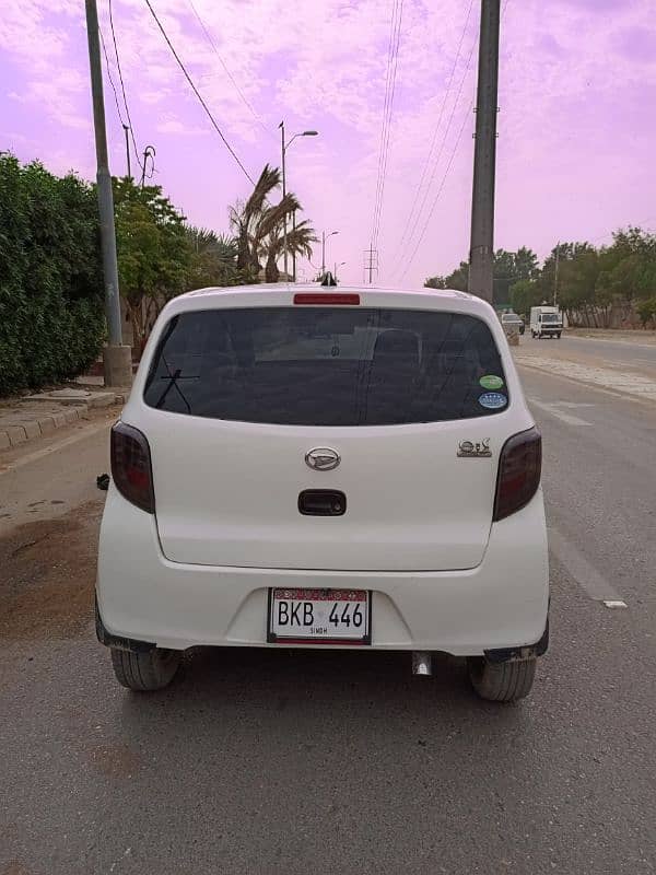 Daihatsu Mira 2015 5