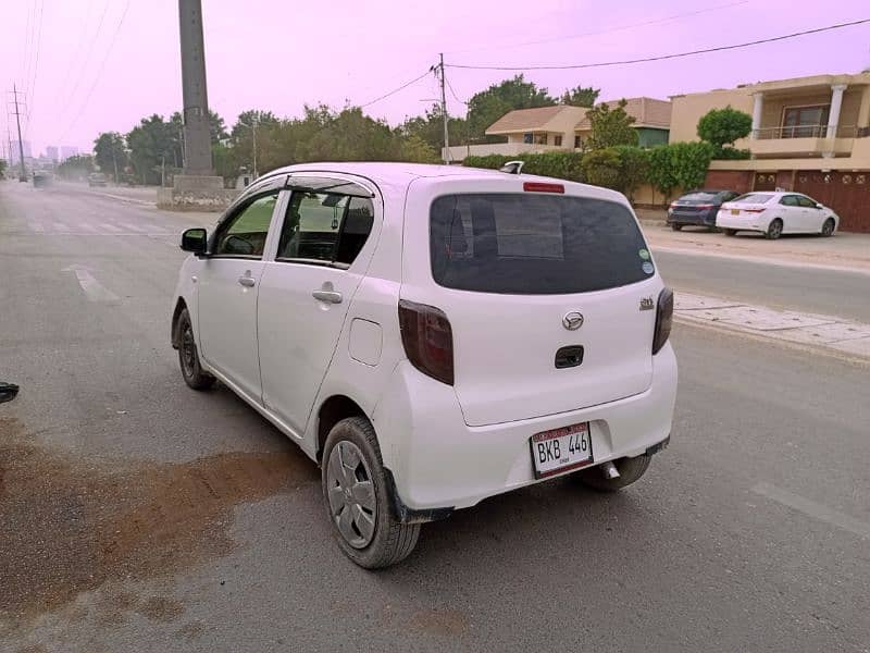 Daihatsu Mira 2015 6