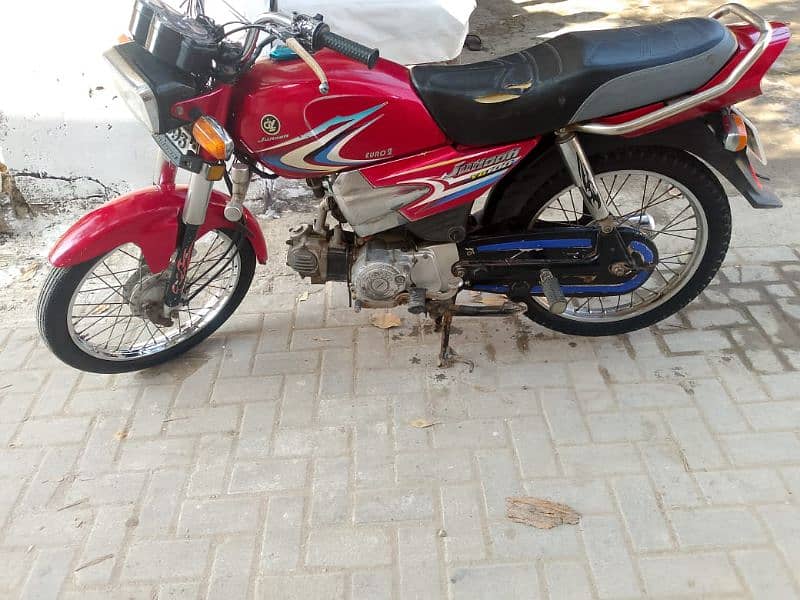 Yamaha junoon 2013 model 3