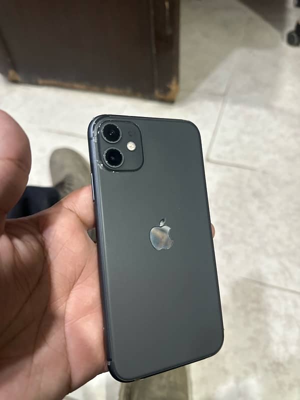 IPHONE 11 64 GB FACTORY UNLOCK 1