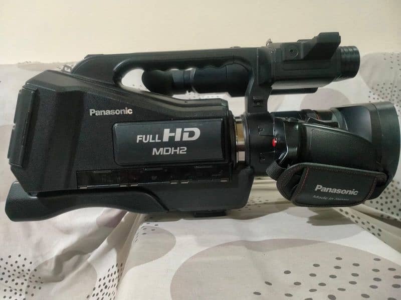 Panasonic mdh2 for sale with original accessories 10/10 condition 1