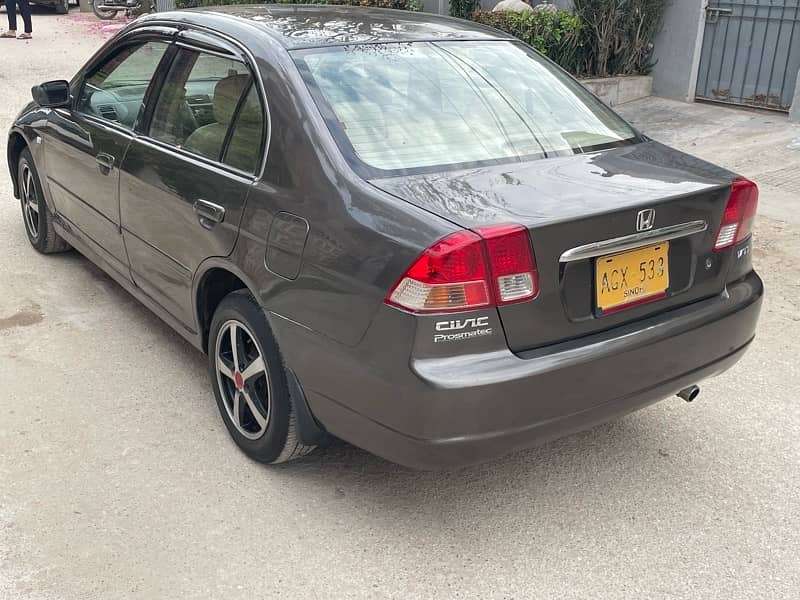 Honda Civic VTi 2005 4