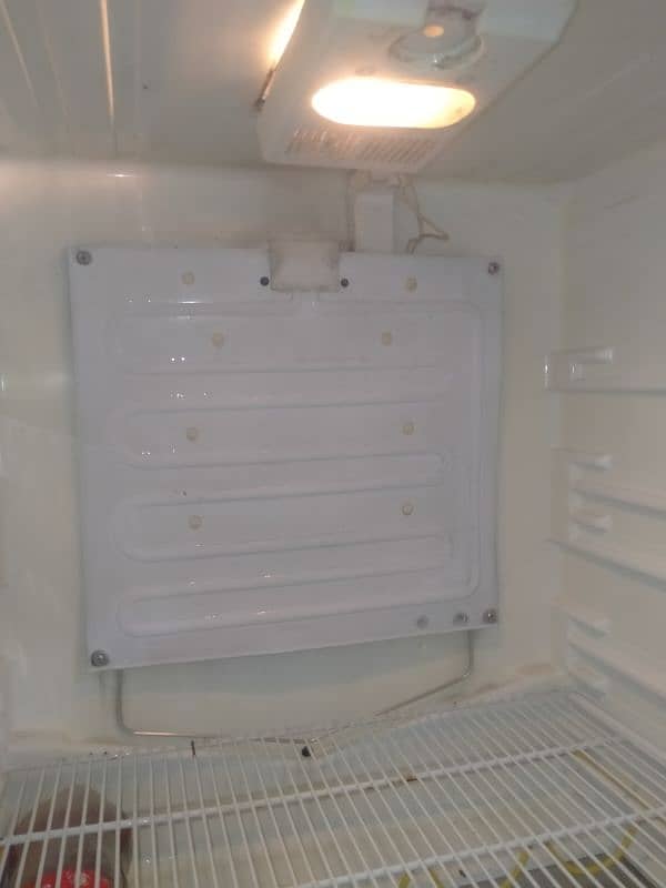 Full size Dawlance refrigerator. 4