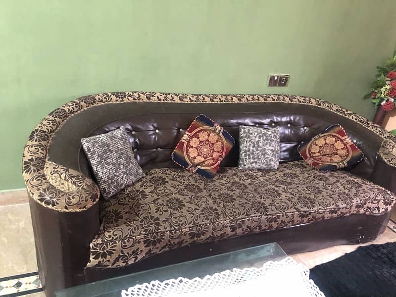 sofa set in good condition 1