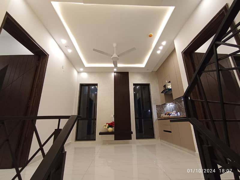 10 MARLA LOWER PORTION FOR RENT IN WAPDA TOWN 17