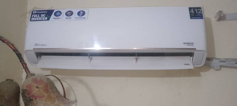 Dawlance inverter ac for sale. just like new. zero 301 4643161 18