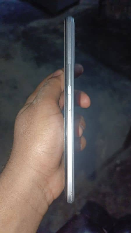 infinix hot 12   6/128 10by10 5