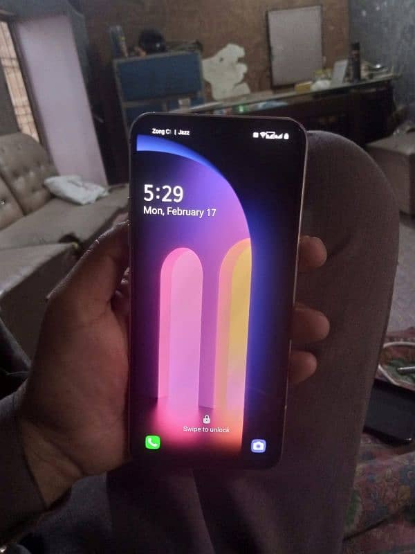 LG v60 8gb 128gb Dual sim 3