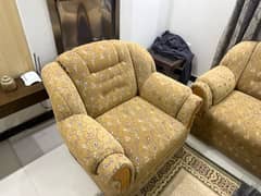 5 seater sofa home used