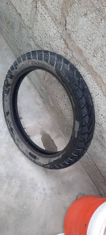 125 DSI TYRE MADE IN SRILANKA 0