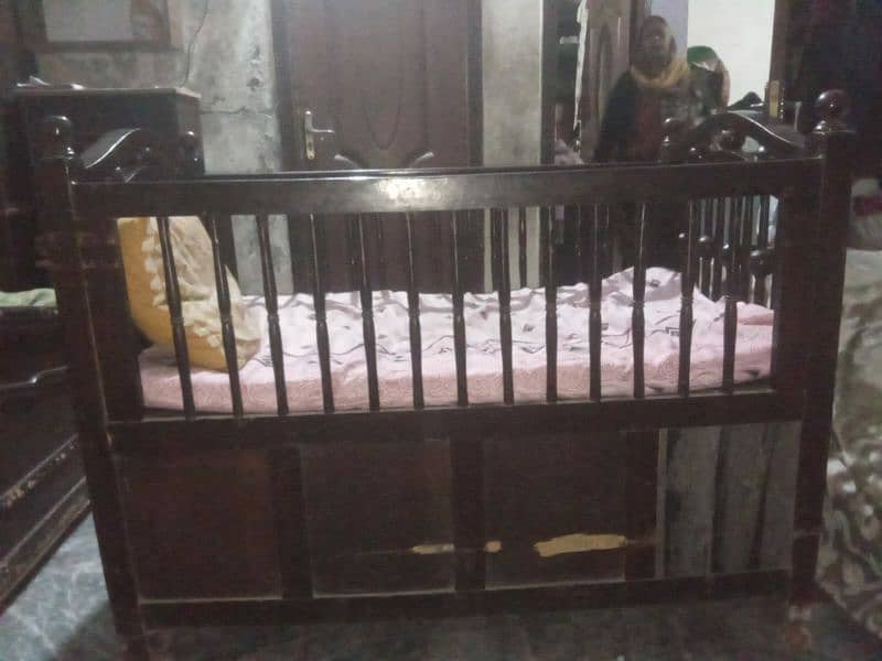 baby bed with draw and with heavy wood work all ok bilkul teak ha. 3