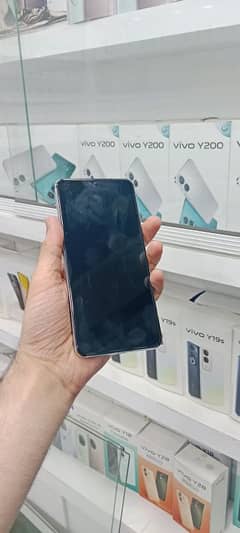 vivo y200 8/256 GB 03240537819 my WhatsApp number