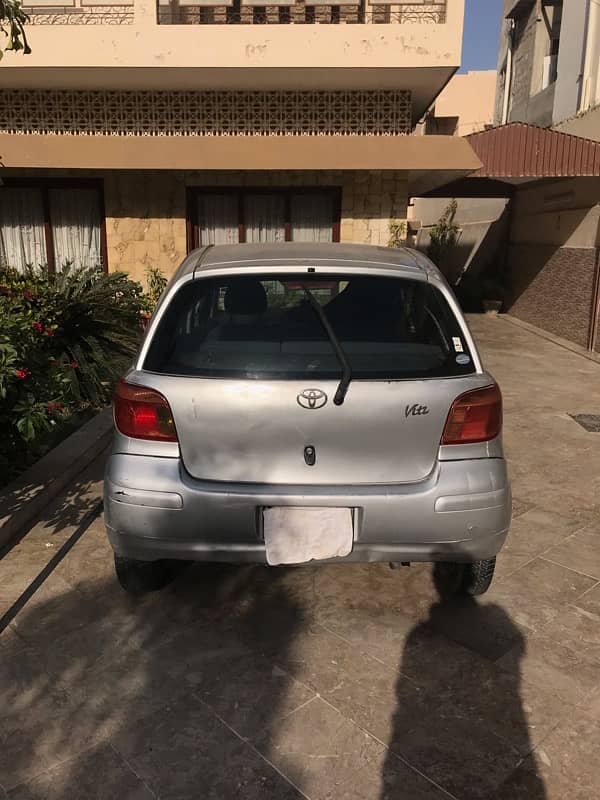 Toyota Vitz 2002 3