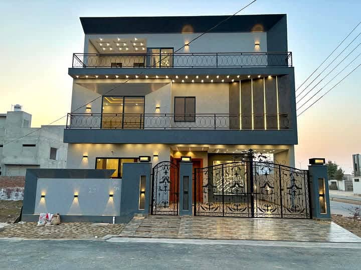 10 Marla Corner Brand New Luxury Tripple Storey Luxrious House For Sale in Buch Multan 2