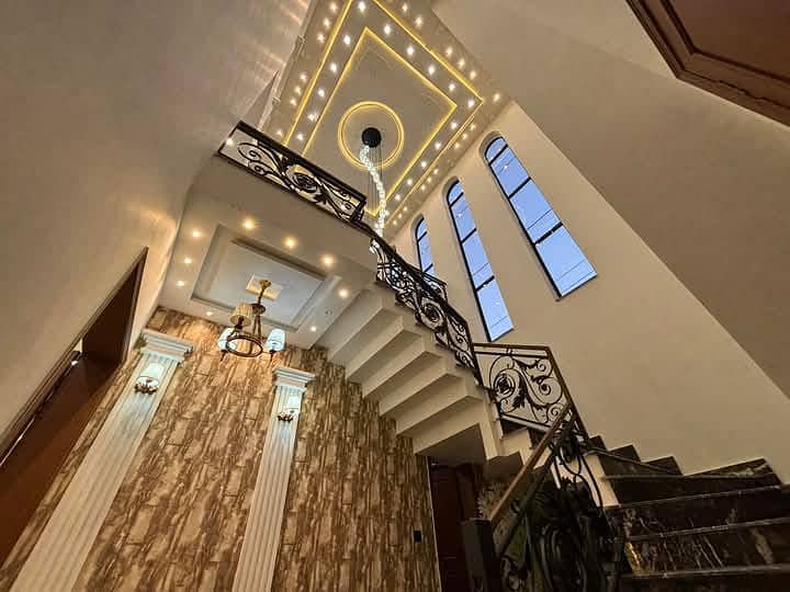 10 Marla Corner Brand New Luxury Tripple Storey Luxrious House For Sale in Buch Multan 19